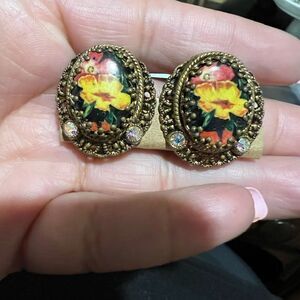 W. GERMANY FLORAL VINTAGE CLIP EARRINGS